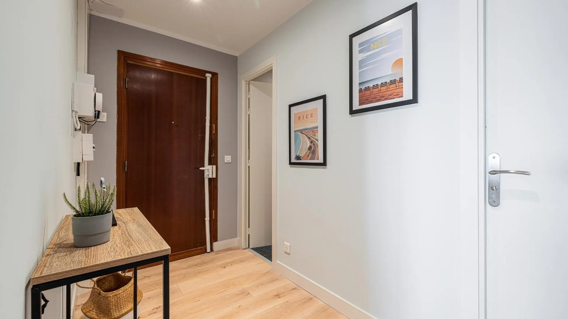 Panoramic Sea View - 1 Bdr Promenade Des Anglais نيس 0*,
